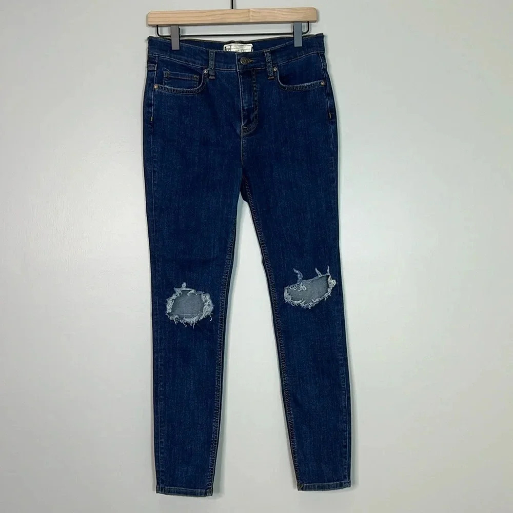 Free People Dark Wash Busted Skinny Jeans with Intentional Holes - Size 28 R
